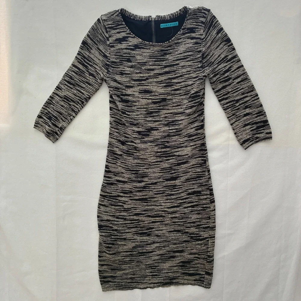 Alice + Olivia‎ Knit Sweater Dress Women XS Navy White Bodycon Quiet Luxury